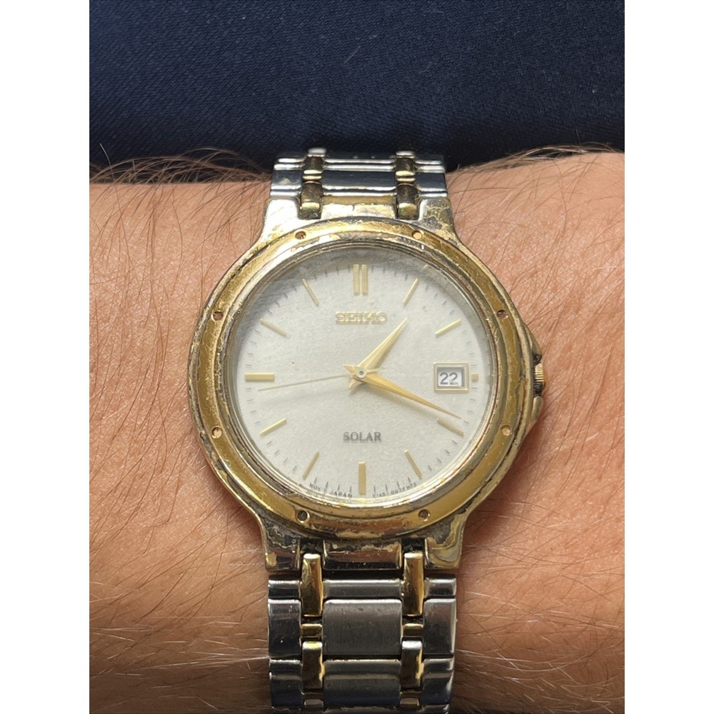 Vintage Seiko Solar Two-Tone (V145-0D40) Grey Dial - READ !